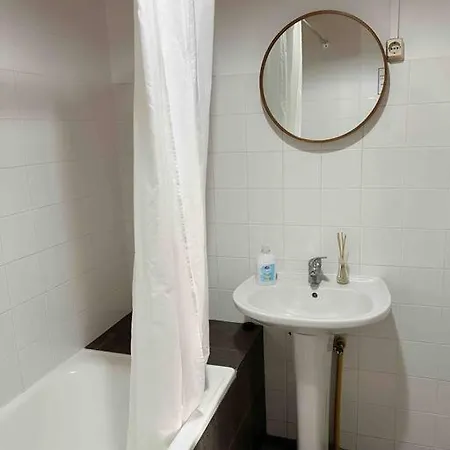 Casa Do Cacto - 1 Bedroom Cosy Flat * מדלנה